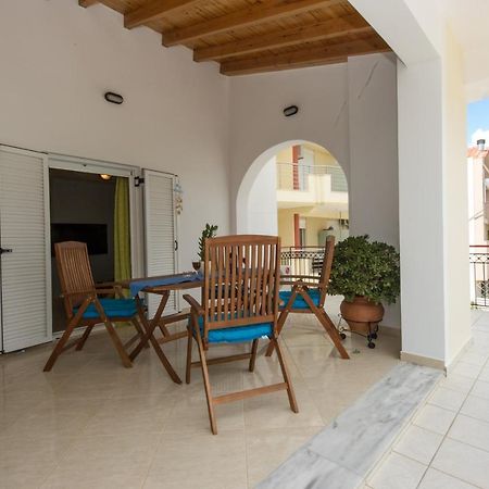 Thano'S Stylish Flat Just 150M To The Beach Faraí المظهر الخارجي الصورة